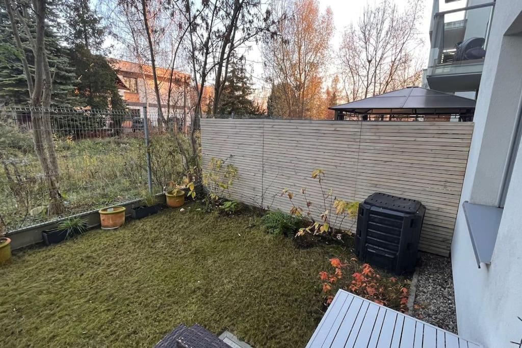 Bast 14 Ptak Szpital Kopernika Szpital Matki Polki Mandoria Orientarium Atlas Arena Plac Zabaw - Zamojska 20a M14 Parking Bezplatny