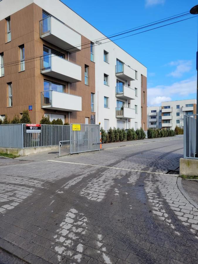 Bast 14 Ptak Szpital Kopernika Szpital Matki Polki Mandoria Orientarium Atlas Arena Plac Zabaw - Zamojska 20a M14 Parking Bezplatny Apartament *